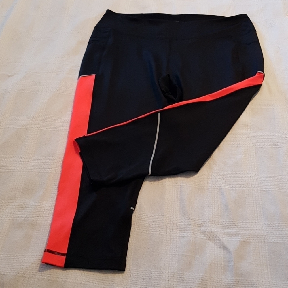 Zella women's black & orange cropped pants size 2X